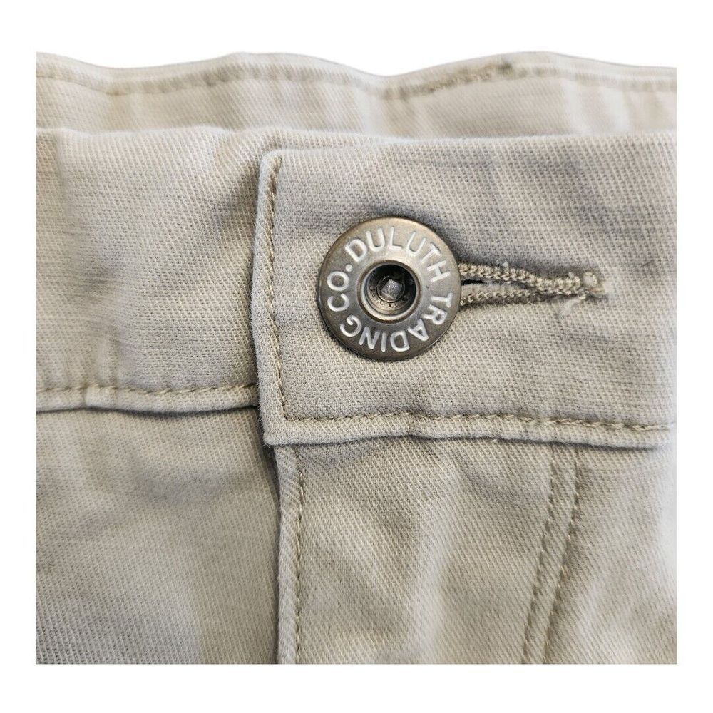 Duluth Flex Ballroom Khaki Shorts Mens 48 Relaxed‎ Fit Beige Stretch Workwear - Picture 8 of 11